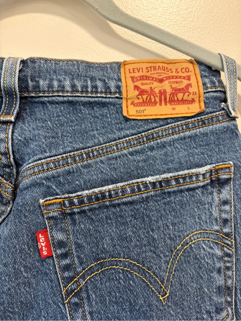 Levi's Women's Straight Leg Jeans - Blue - Picture 4 of 6
